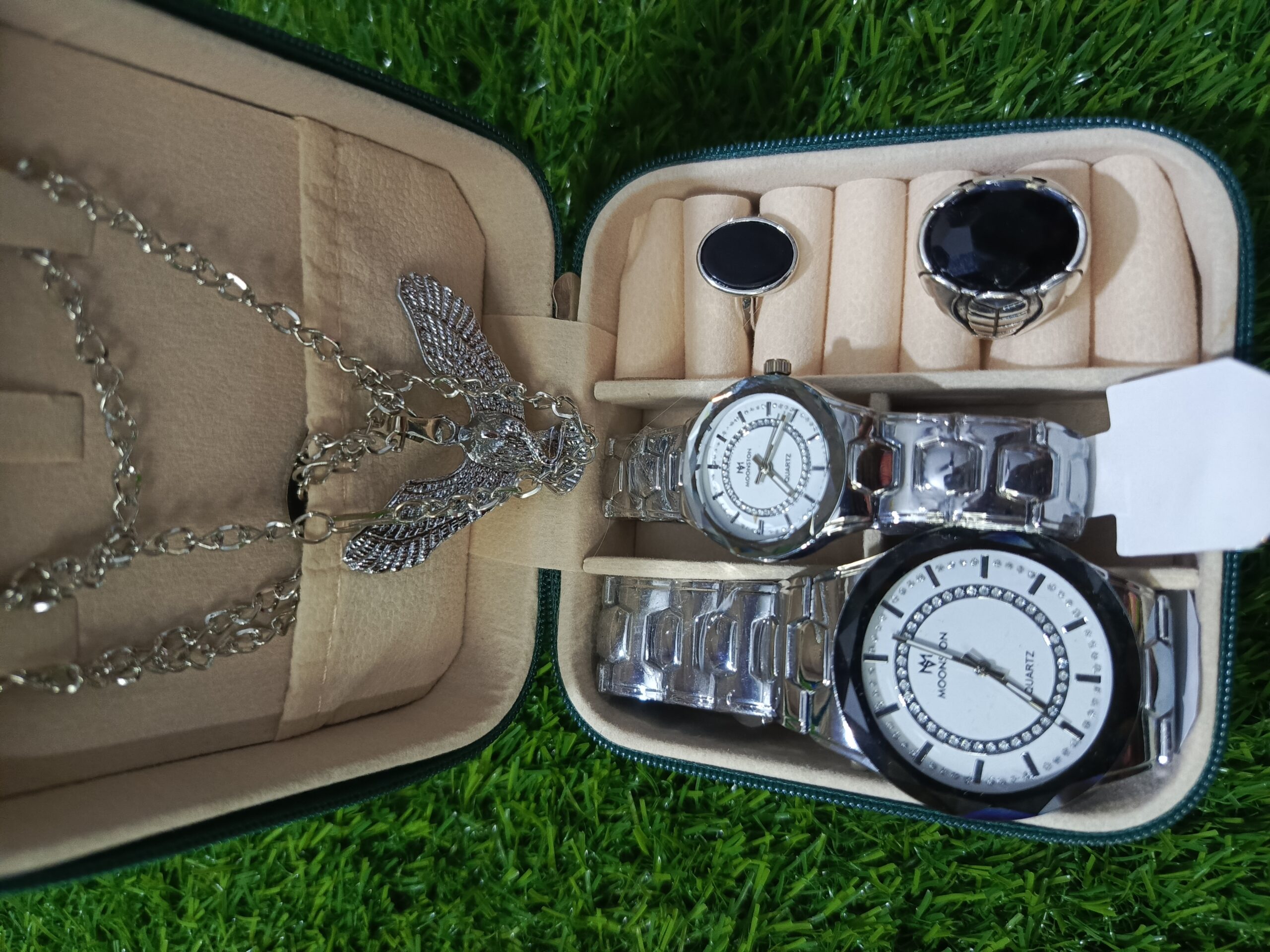 Couple watch jewelry gift box